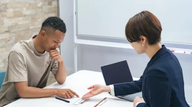 Does My Immigration Status Affect My Right to Sue After a Workplace Accident?
