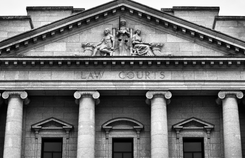 Image of a courthouse.